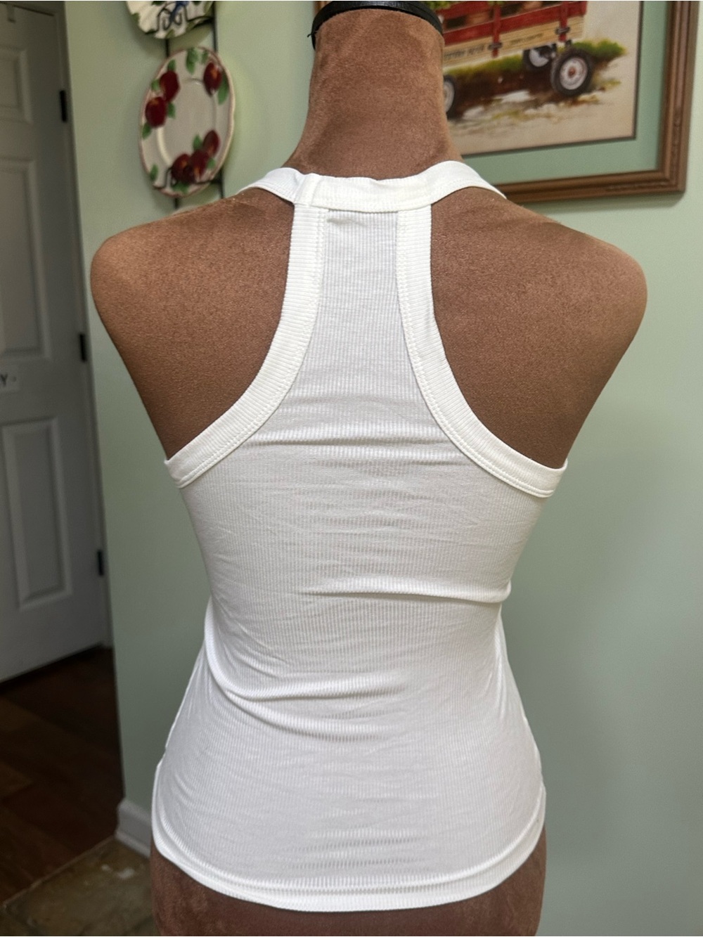 White Ribbed Racerback Tank Top Built-In Padded Bra Size Small - Picture 2 of 8